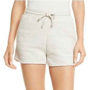 UNIVERSAL THREAD Lounge Shorts L Cream $25 Retail NWT